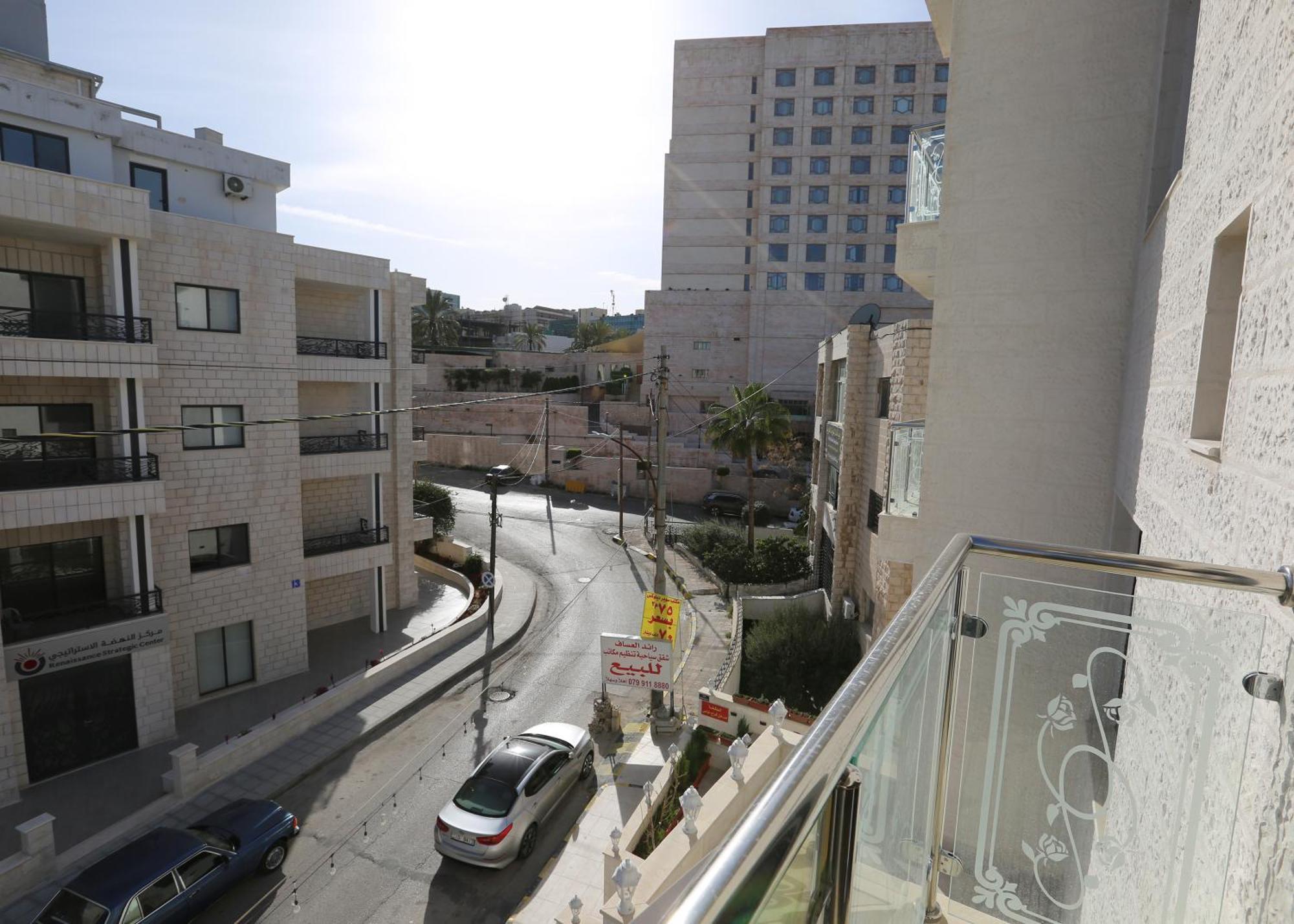 Luxury דירה